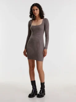 EDITED Minikjoler Kjole Ilana Kvinder Beige / Brun -Minikjoler Butikk 00624515c4f3752589fa2f32f2d2f1f0 scaled