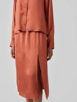 Modström Midi-nederdele Nederdel Flore Kvinder Brun -Minikjoler Butikk 0ecb154bc5471c0d8d923ce64ef4def8 scaled