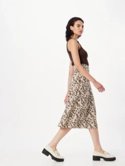 Object Midi-nederdele Nederdel LEONORA Kvinder Creme -Minikjoler Butikk 158d03bee2a169460f7073e3144e7afd scaled