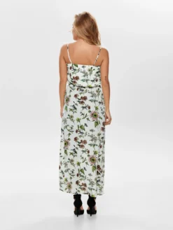 ONLY Maxikjoler Kjole Winner Kvinder Hvid -Minikjoler Butikk 50475abf7c931e4b66d90f70145a0cfc scaled