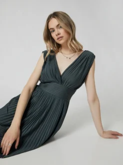 Maxikjoler Kjole Linnea Kvinder Mørkegrøn -Minikjoler Butikk 6b83e76fc9c4ae6976ebf0875184ad15 scaled