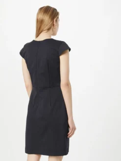 MORE&MORE Etuikjoler Etuikjole Kvinder Natblå 8 MORE&MORE Etuikjoler Etuikjole Kvinder Natblå -Minikjoler Butikk 71eb4a423699330d150ab511def2f2d7 scaled