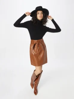 Lædernederdele Nederdel Kvinder Brun -Minikjoler Butikk 776d274a522ad909232c5a406ddfde99 scaled