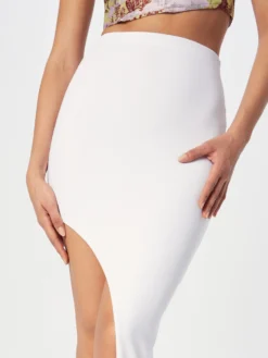 Midi-nederdele Nederdel Kvinder Hvid -Minikjoler Butikk 7a1c18aa8811084adaa5a20da47a3e81 scaled