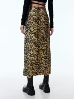 EDITED Midi-nederdele Nederdel Isobel Kvinder Brun -Minikjoler Butikk 8ee86d8f810da5e966dece47c8b809b2 scaled