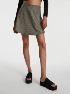 EDITED Lædernederdele Nederdel Verenice Kvinder Beige / Grå -Minikjoler Butikk 906b389afd5dd2b5fe31de3c7c23a613 scaled