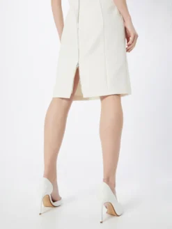 Etuikjoler Etuikjole Damaisa Kvinder Naturhvid -Minikjoler Butikk 948766efb3beaa1739b51d2d8cbf7143 scaled