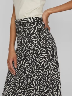 Vila Midi-nederdele Nederdel Steffi Zafia Kvinder Sort -Minikjoler Butikk a3b967695c9da42e797ae0d22ceab7d3 scaled