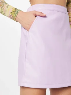 Lædernederdele Nederdel Kvinder Lavendel -Minikjoler Butikk a6d3d493ace4ec5b981c511b9279dff0 scaled