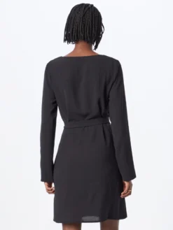 About You Minikjoler Kjole Jenny Kvinder Sort -Minikjoler Butikk aae51567f15ed3100e521f25cb0fce6b scaled