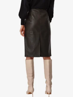 Lædernederdele Nederdel LEDIKO Kvinder Gran -Minikjoler Butikk bbb34493fd3f4bfbd40cfd7a5808db1b scaled