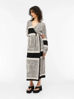 Object Maxikjoler Kjole TOBINA Kvinder Sort 8 Object Maxikjoler Kjole TOBINA Kvinder Sort -Minikjoler Butikk dfa6dd0fd4e3b93fdf2b1b730b43ca27 scaled