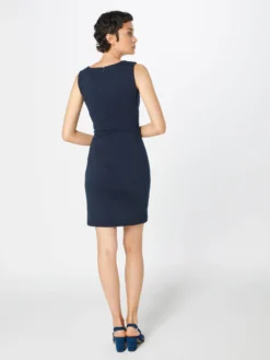 Kaffe Etuikjoler Etuikjole Sara Kvinder Natblå -Minikjoler Butikk f198ca1032a533e79e764a84a10bb2cb scaled