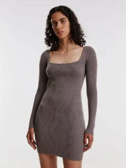 EDITED Minikjoler Kjole Ilana Kvinder Beige / Brun -Minikjoler Butikk f88effbd11311950084ca29f580aecaa scaled