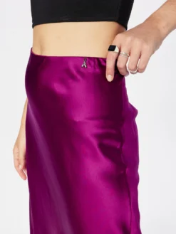 Patrizia Pepe Midi-nederdele Nederdel GONNA Kvinder Lilla -Minikjoler Butikk ff6de1f94e4f9a3b4b33e10988f398d3 scaled